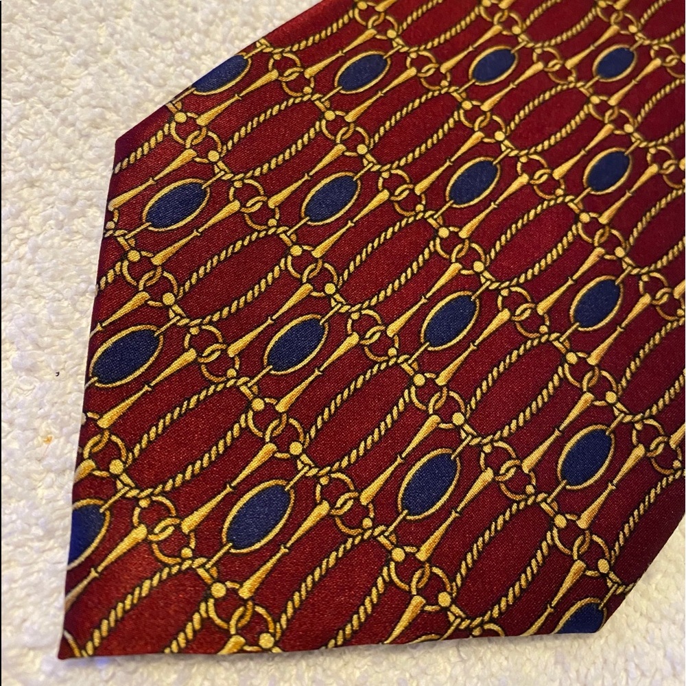 Brand New Stylish Tie By COMO HOUSE of Italy
